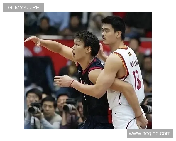 姚明亲切问候蒋兴权传递篮球情谊共话体育发展新篇章 姚明亲切问候蒋兴权传递篮球情谊共话体育发展新篇章